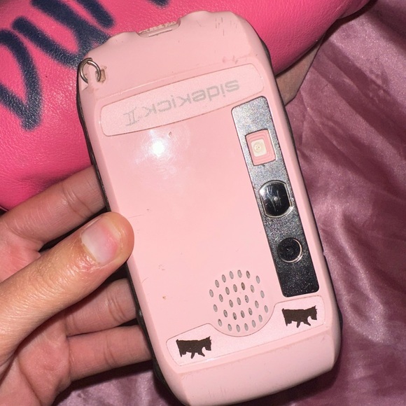 Selling a Rare Pink Juicy Couture Sidekick Phone!!💗💖🩷 - Picture 7 of 8